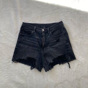 American Eagle High-Rise 90s Boyfriend Distressed Black Denim Shorts Size 6